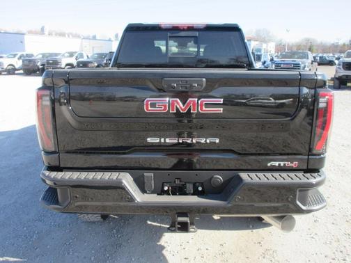 2026 GMC Sierra 2500 AT4