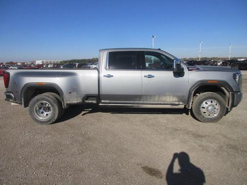 2026 GMC Sierra 3500 Denali