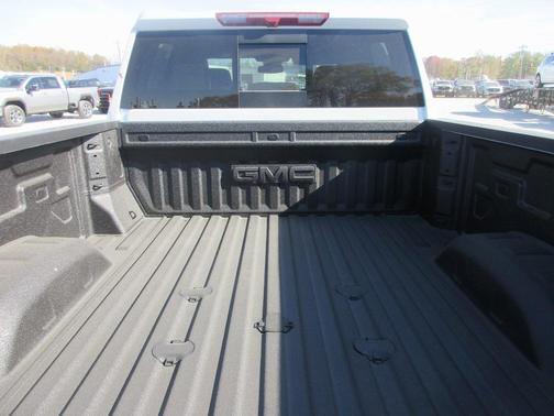 2026 GMC Sierra 3500 SLT