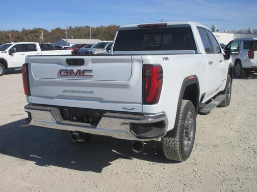 2026 GMC Sierra 3500 SLT