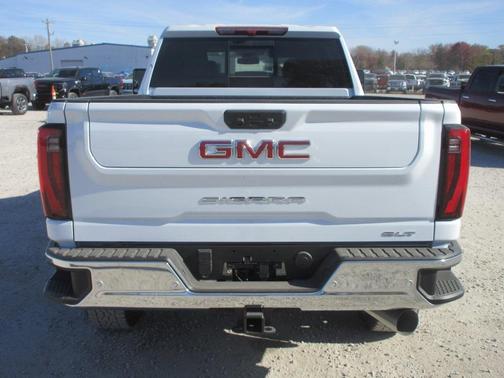 2026 GMC Sierra 3500 SLT
