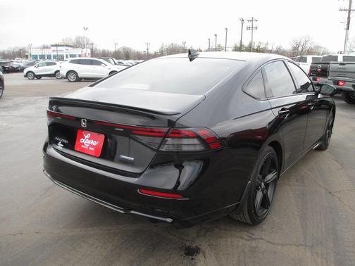 2023 Honda Accord Hybrid Sport-L