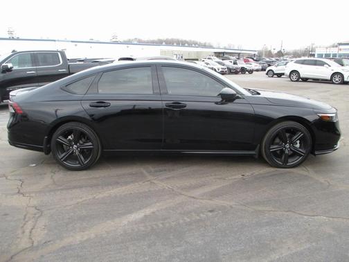 2023 Honda Accord Hybrid Sport-L