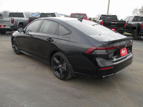 2023 Honda Accord Hybrid Sport-L