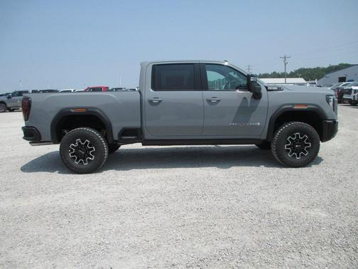 2025 GMC Sierra 2500 AT4X