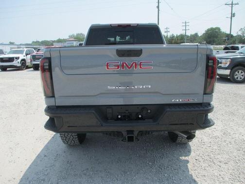 2025 GMC Sierra 2500 AT4X