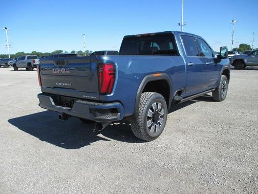 2025 GMC Sierra 3500 Denali
