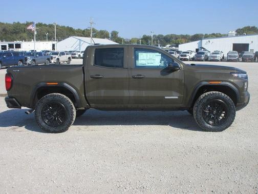 2025 GMC Canyon Elevation