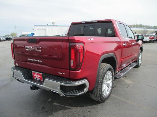 Cayenne Red Tintcoat 2021 GMC Sierra 1500 SLT