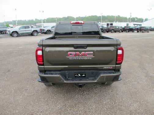 2025 GMC Canyon AT4