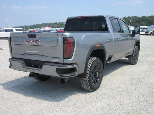 2025 GMC Sierra 2500 AT4