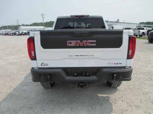 2025 GMC Sierra 1500 AT4X
