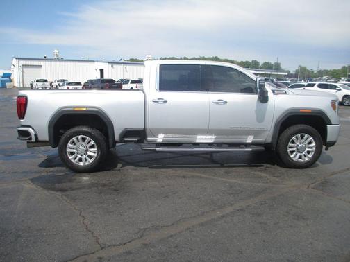 Quicksilver Metallic 2022 GMC Sierra 2500 Denali