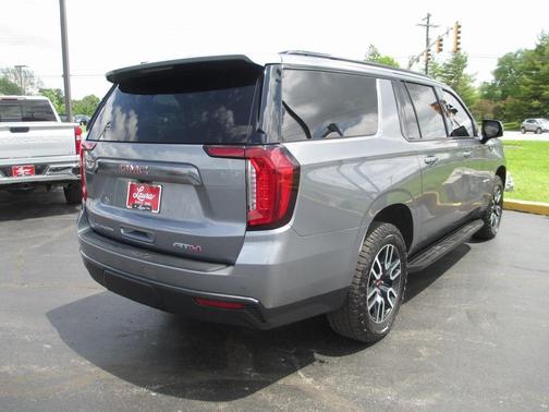 2021 GMC Yukon XL AT4