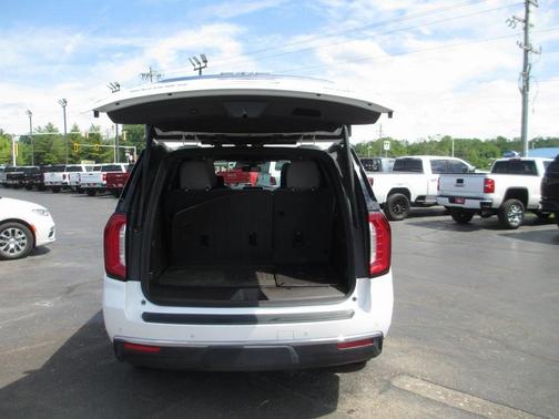 2021 GMC Yukon SLT