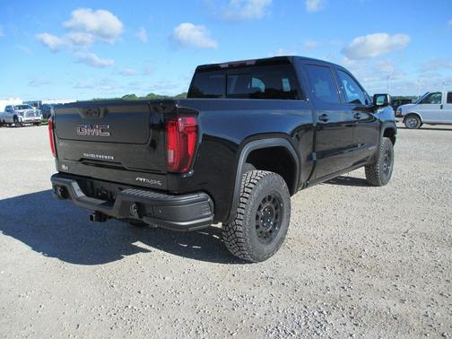 2025 GMC Sierra 1500 AT4X