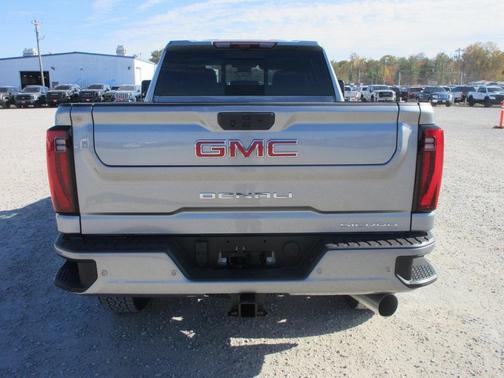 2026 GMC Sierra 2500 Denali