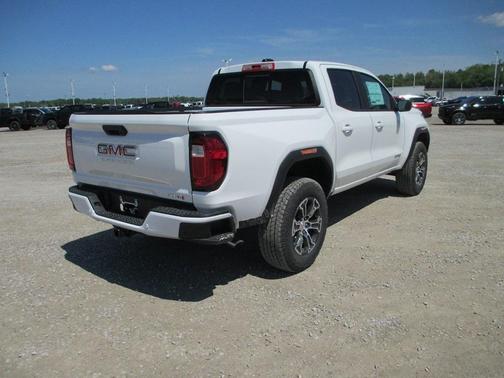 2025 GMC Canyon AT4