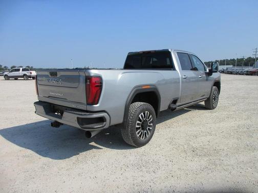 2025 GMC Sierra 3500 Denali Ultimate