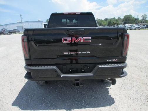 2025 GMC Sierra 2500 AT4