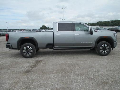 2025 GMC Sierra 3500 Denali