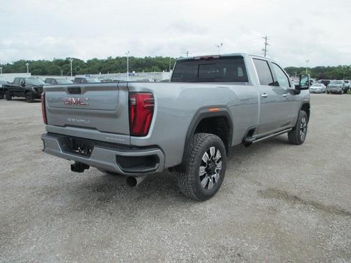 2025 GMC Sierra 3500 Denali
