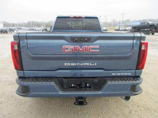 2026 GMC Sierra 3500 Denali