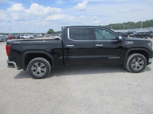 Onyx Black 2026 GMC Sierra 1500 SLT