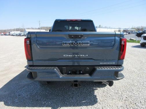 2025 GMC Sierra 2500 Denali Ultimate