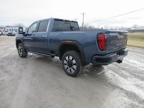 2025 GMC Sierra 2500 Denali