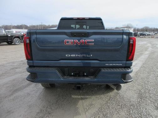 2025 GMC Sierra 2500 Denali