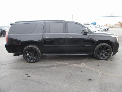 2020 Cadillac Escalade ESV Luxury