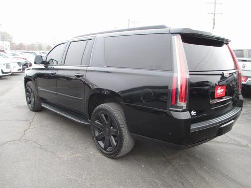 2020 Cadillac Escalade ESV Luxury