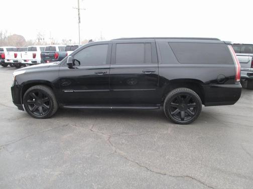 2020 Cadillac Escalade ESV Luxury