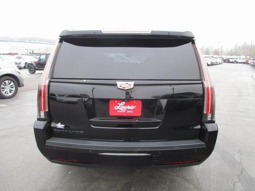 2020 Cadillac Escalade ESV Luxury