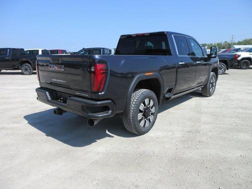 2025 GMC Sierra 2500 Denali