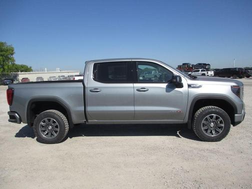 Sterling 2026 GMC Sierra 1500 AT4