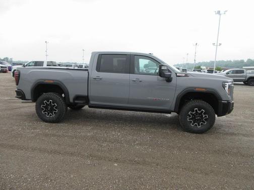 2025 GMC Sierra 2500 AT4X