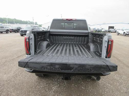 2025 GMC Sierra 2500 AT4X