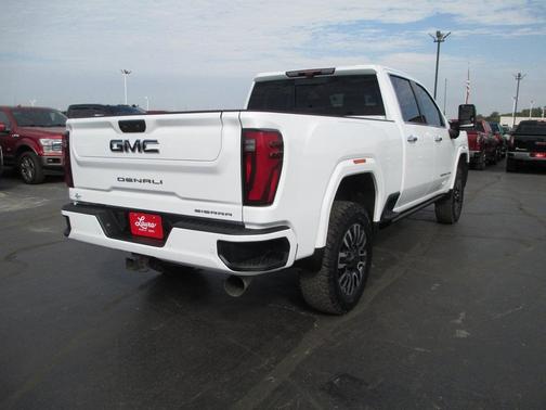 2024 GMC Sierra 2500 Denali Ultimate