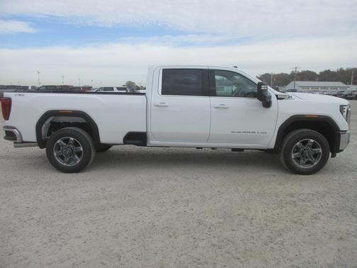 2026 GMC Sierra 3500 SLE