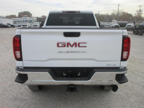 2026 GMC Sierra 3500 SLE