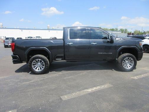 2020 GMC Sierra 2500 Denali