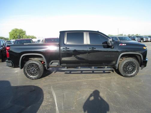 2023 Chevrolet Silverado 3500 LT