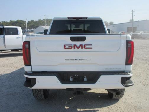 2025 GMC Sierra 2500 Denali