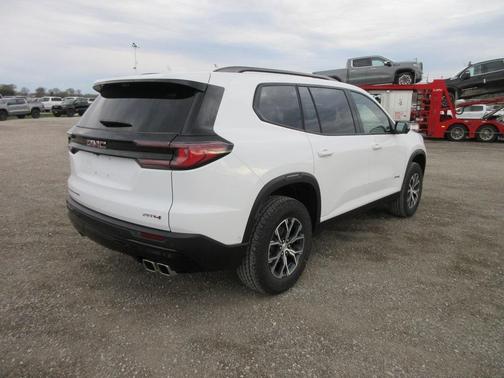 2025 GMC Acadia AT4