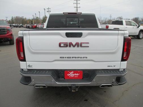 2022 GMC Sierra 1500 Limited SLT