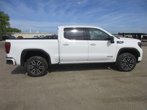 Summit White 2026 GMC Sierra 1500 AT4