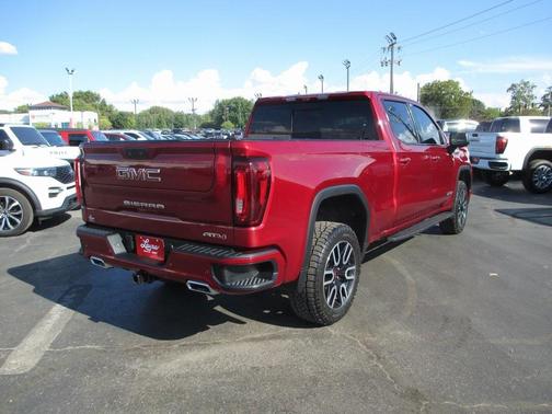 2022 GMC Sierra 1500 AT4