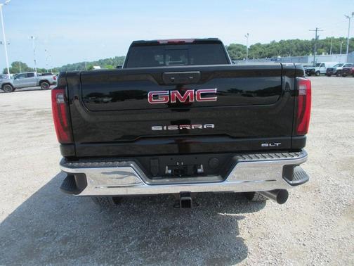 2025 GMC Sierra 3500 SLT